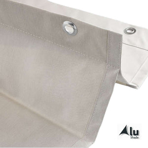 Detail van de vouw van een waterdicht harmonicadoek, lava white