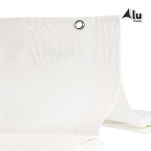 Detail van de vouw van een wit harmonicadoek