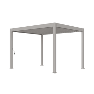 Orion Comfort Sand 300x360 hoekaanzicht met dichte lamellen op witte achtergrond
