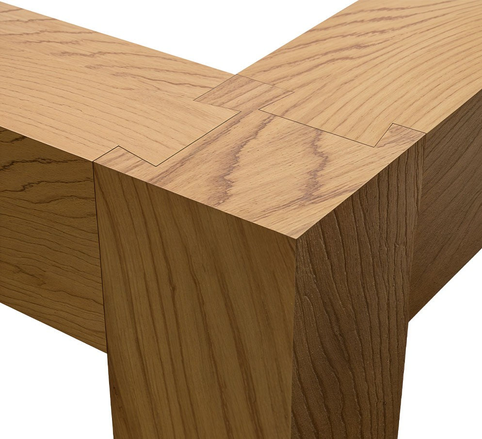 Detail van de verbindingshoek van een pergola