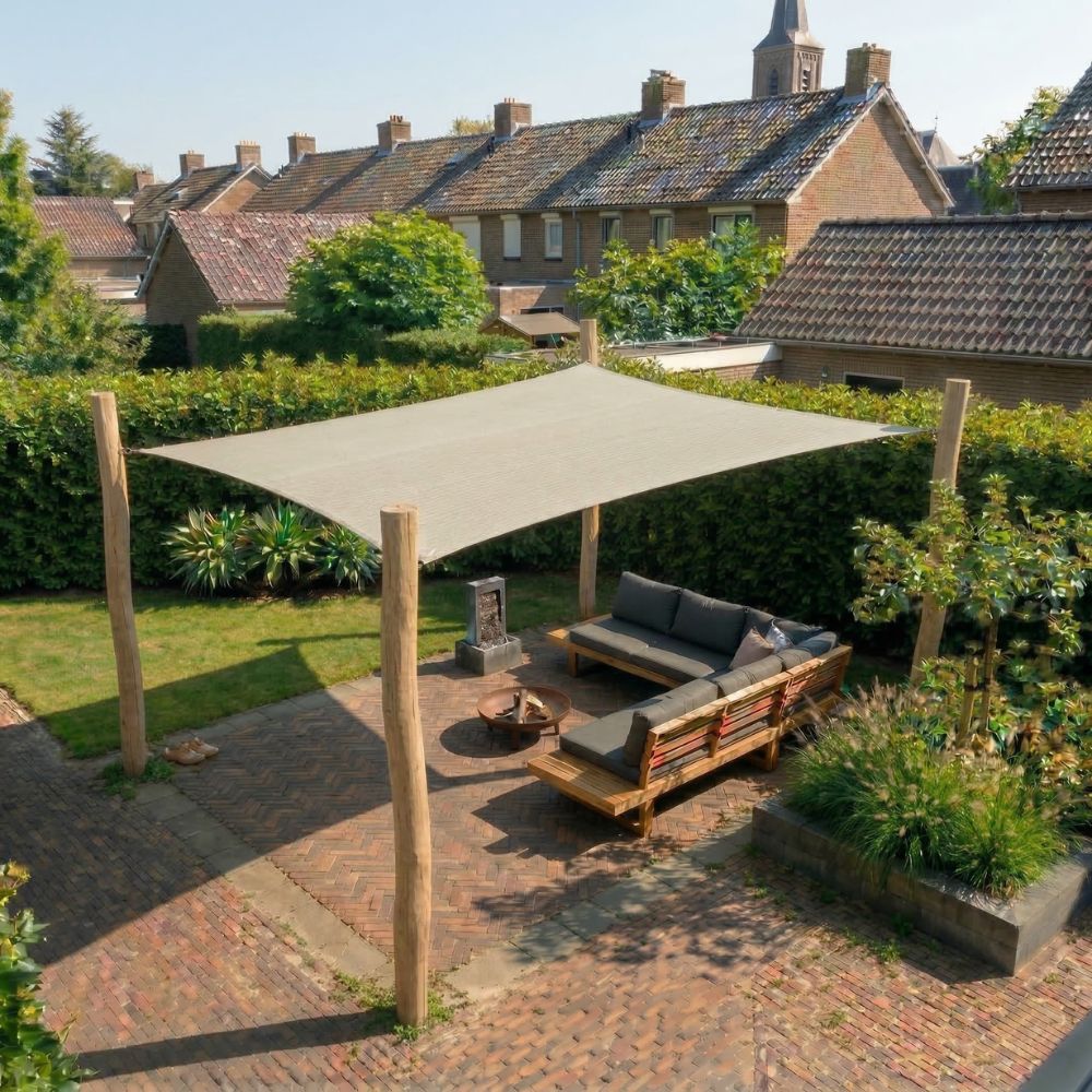 Schaduwdoek vierkant 3x3 met palen & bevestiging