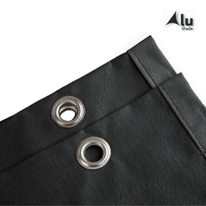 Detail van de ogen van een waterdicht harmonicadoek, soft black