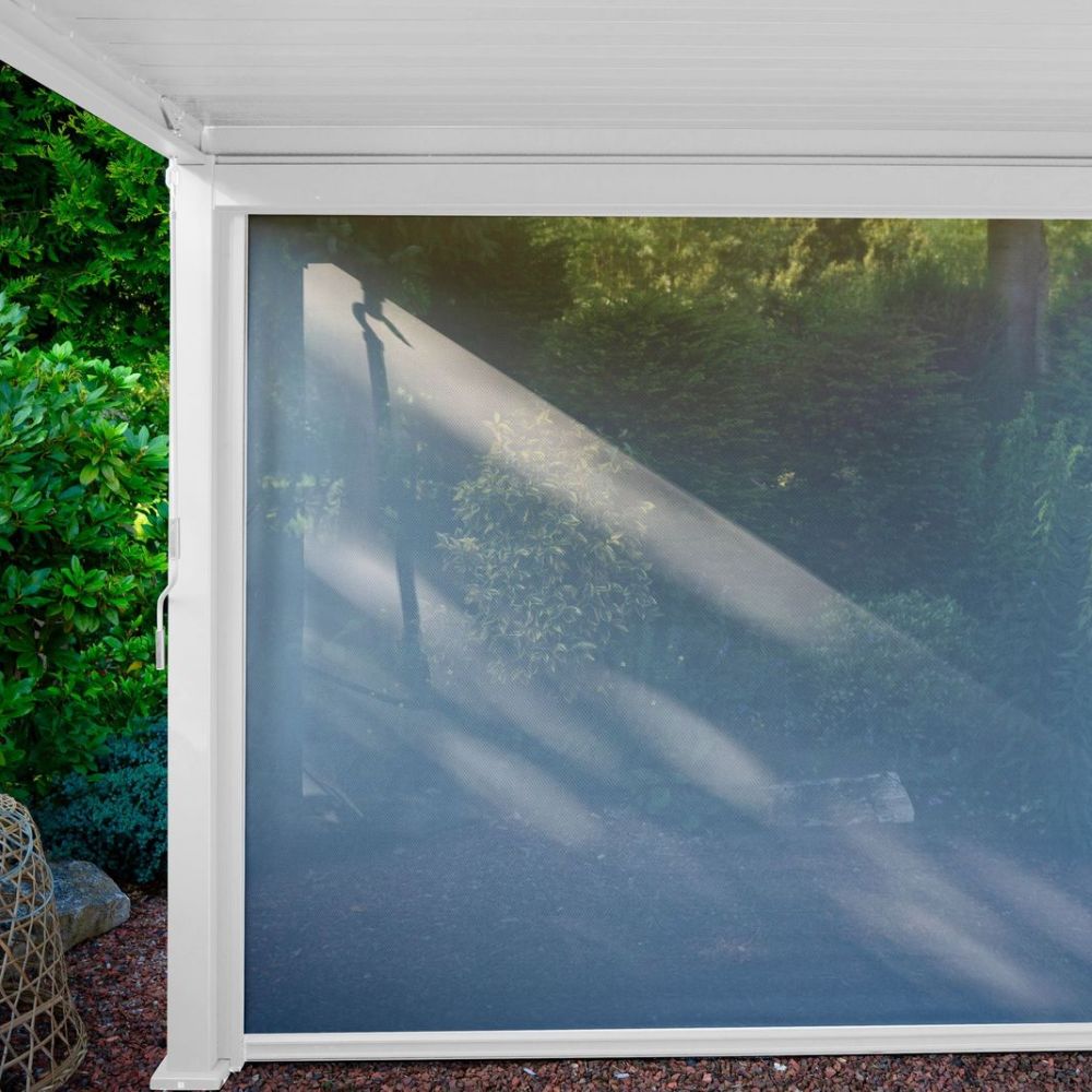 Sfeerbeeld van een windscherm voor een overkapping